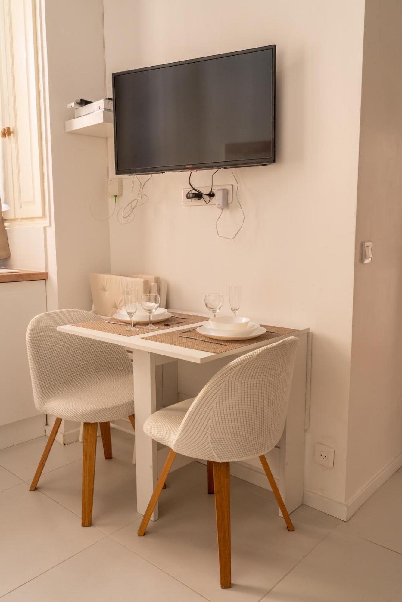 Le Balneo Jacuzzi Vieil Antibes Safranier Apartment Exterior photo